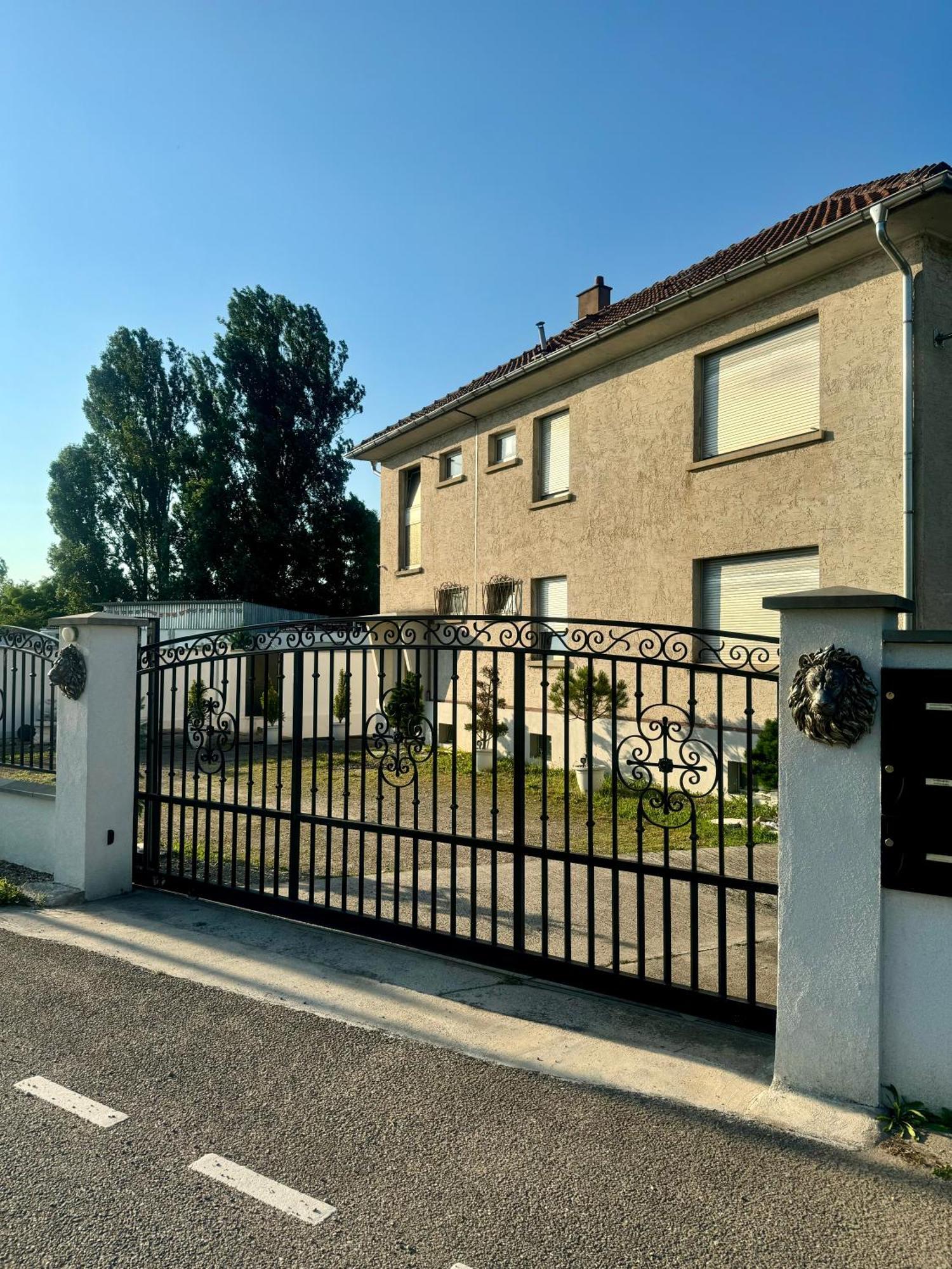 Dynasty Home Spa Appartement 100M2 Jacuzzi Terrasse Holtzheim Εξωτερικό φωτογραφία